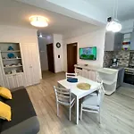 Solid 387 * Mamaia