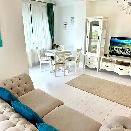 Apartament Solid 387 *